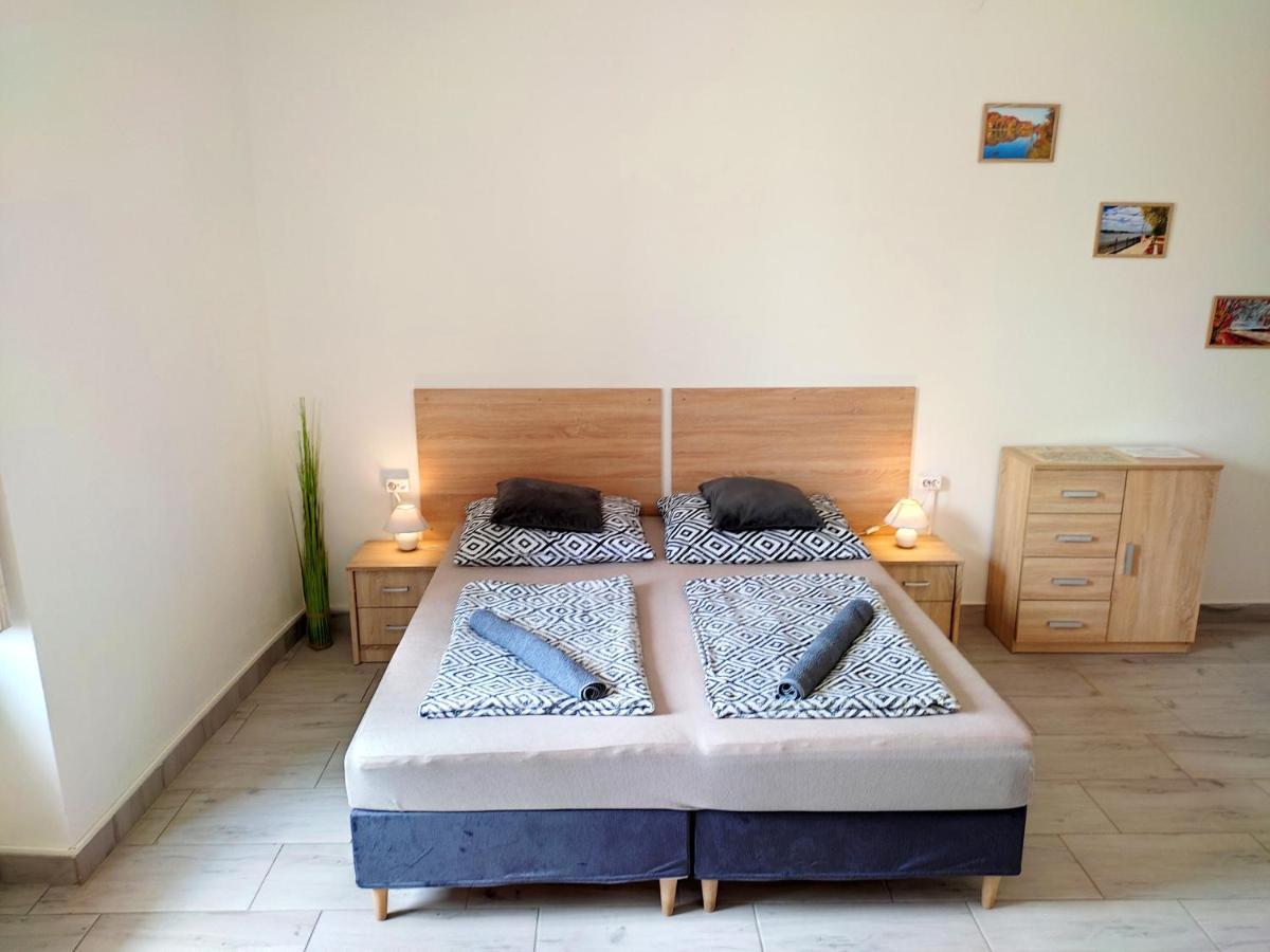 Panorama Apartman Vác Zewnętrze zdjęcie
